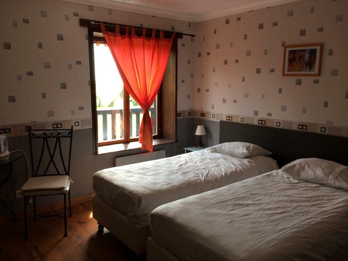 El Rancho Criollo Rooms And Gites Maubert-Fontaine Zewnętrze zdjęcie